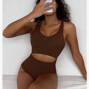 Size L highly rated swimsuit